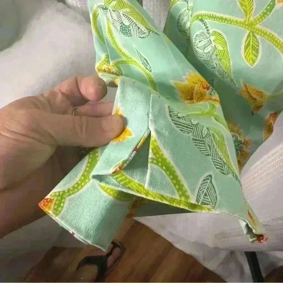 Leggiadro Women’s Size 2 Bright Floral Side Zip Ankle Pants Made In USA - Picture 6 of 15